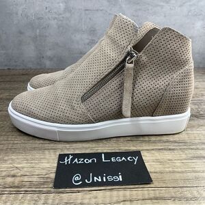 Steve Madden~Women's~” Caliber” Taupe Suede  Ankle~Sneakers~Size 8.5M.